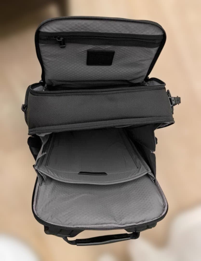 TUMI サーチバックパック ブラック