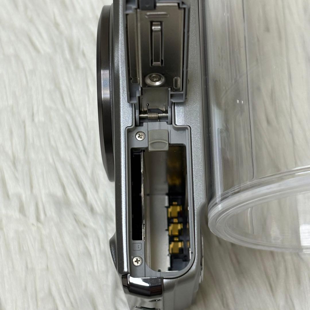 CASIO カメラ　エクシリム　EX-H10 シルバー コンデジ　動作品