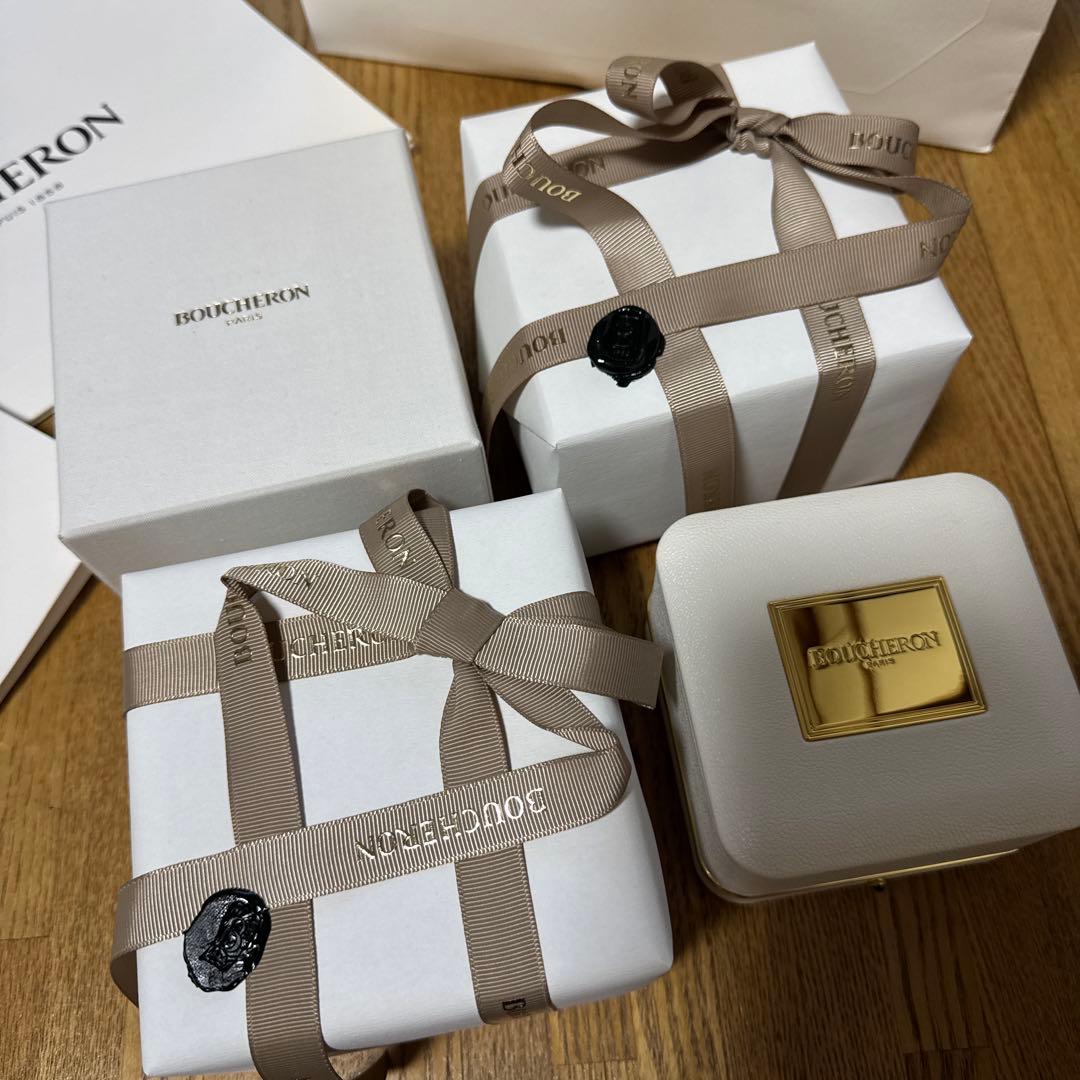 ブシュロン　リングケース　箱　外箱　ショップ袋