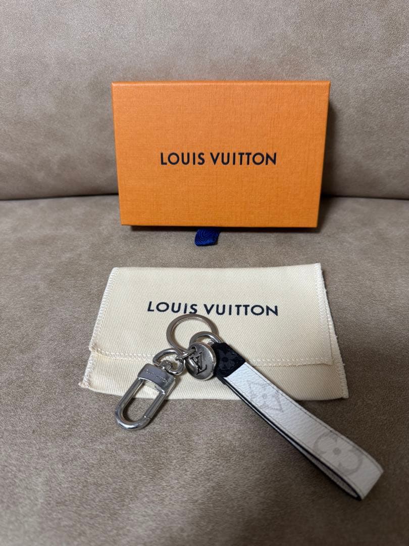 LOUIS VUITTON キーホルダー・ドラゴンヌM82379 ルイヴィトン