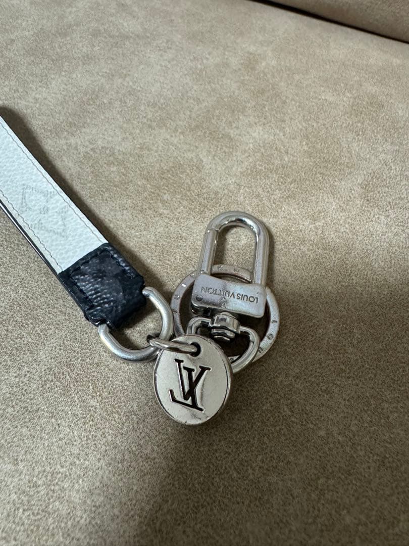 LOUIS VUITTON キーホルダー・ドラゴンヌM82379 ルイヴィトン