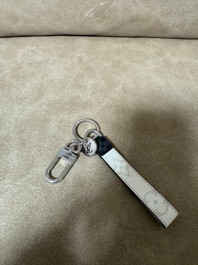 LOUIS VUITTON キーホルダー・ドラゴンヌM82379 ルイヴィトン