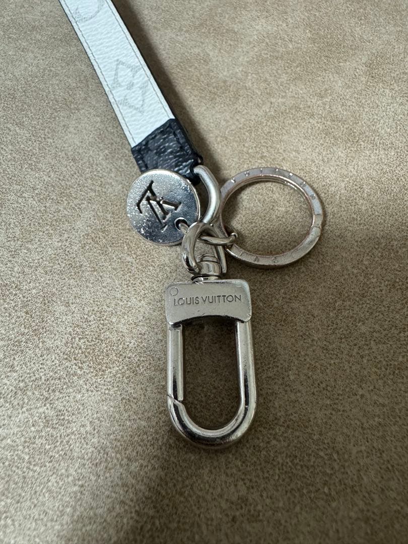LOUIS VUITTON キーホルダー・ドラゴンヌM82379 ルイヴィトン