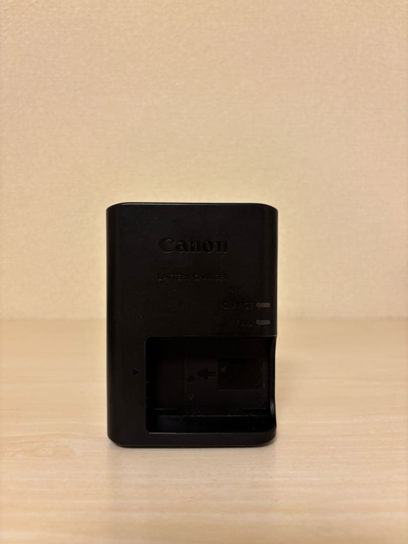 Canon EOS Kiss X7 ホワイト 本体 + レンズ