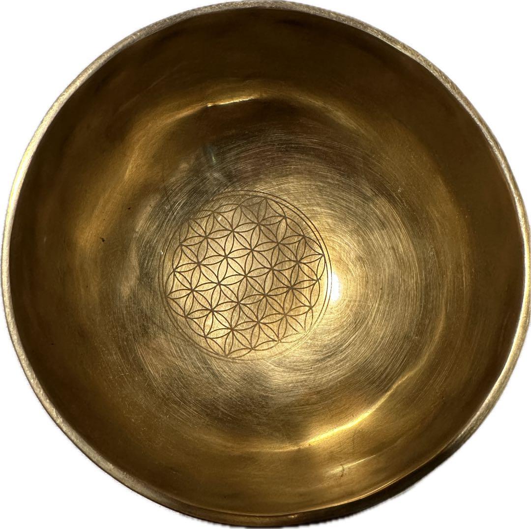シンギングボウル　チベット製　ヨガ　ヒーリング　ダイエット　健康　トレーニング