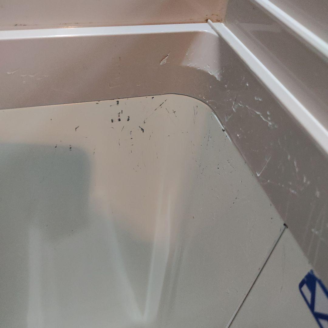 コンパクト　冷凍庫　サンデン　ホワイト