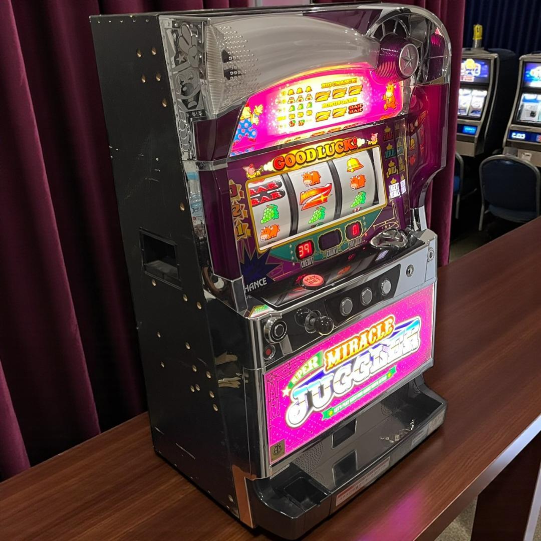 ◇スーパーミラクルジャグラー メダル不要機付