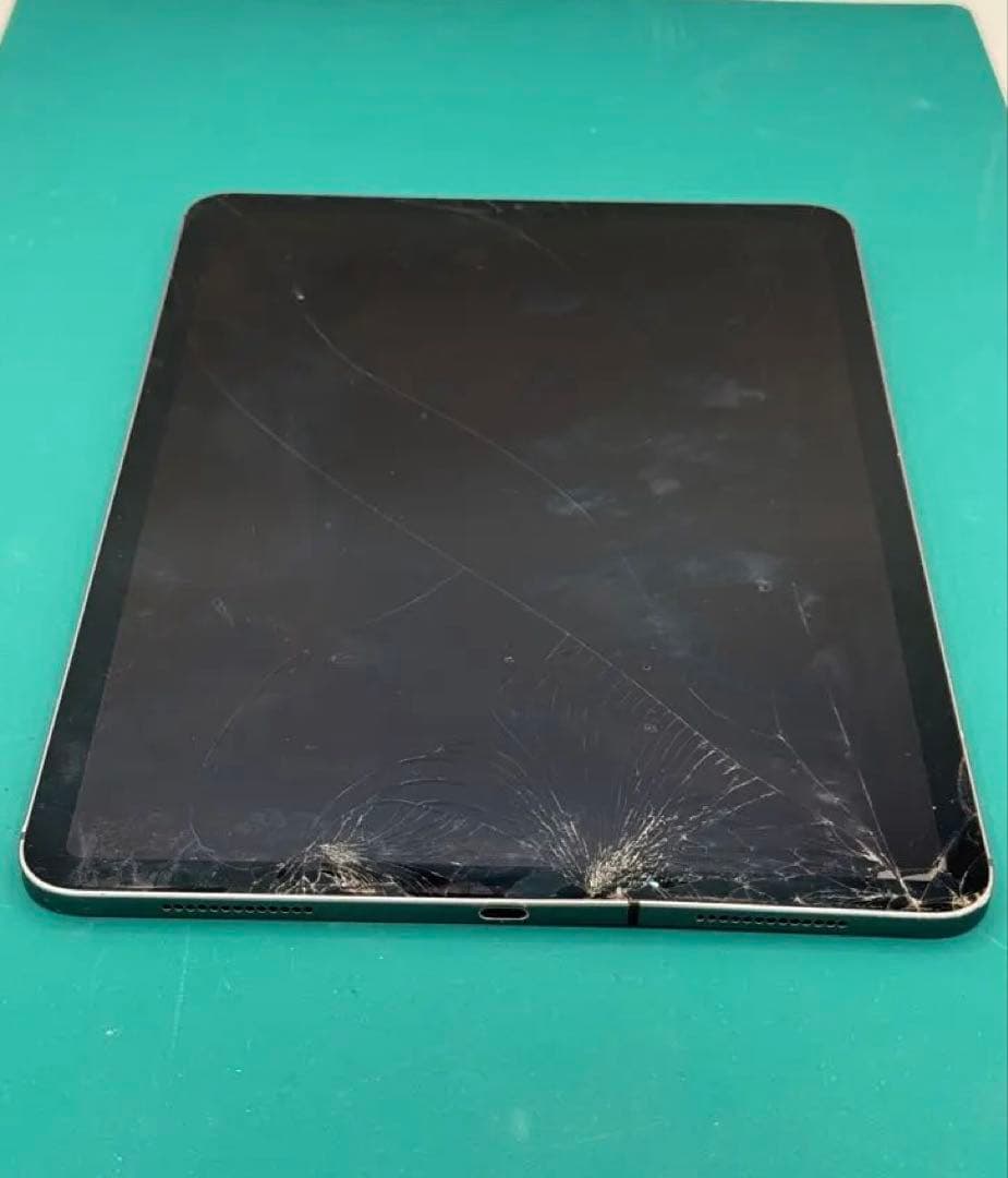 iPad pro 11インチ 第2世代 A2230 128GB