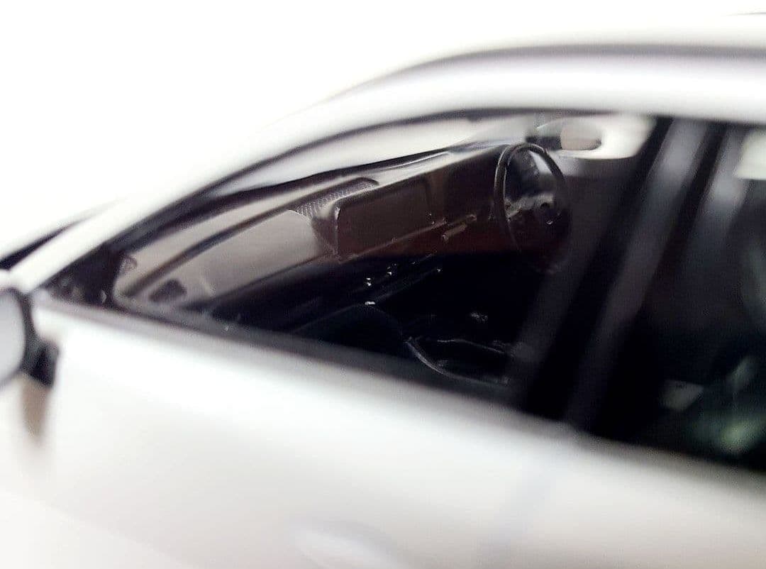 トヨタ クラウンエステート カラーサンプル