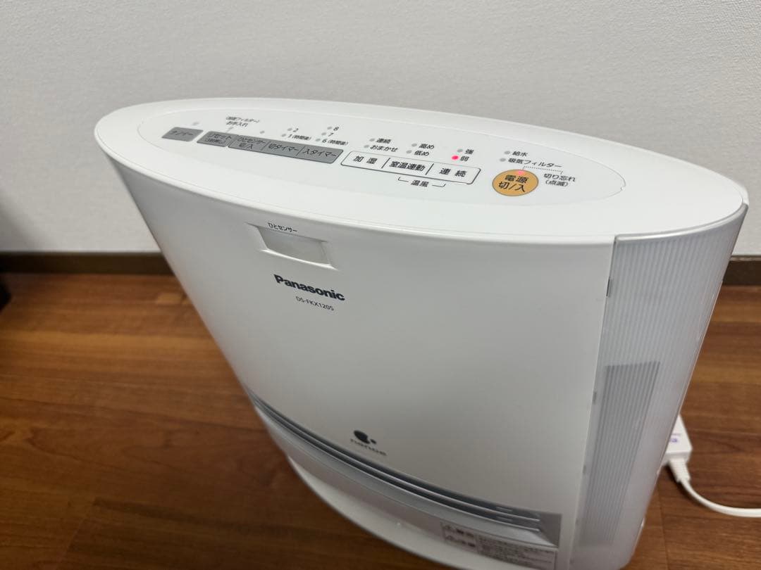 Panasonic 加湿機能付セラミックファンヒーターDS-FKX1205