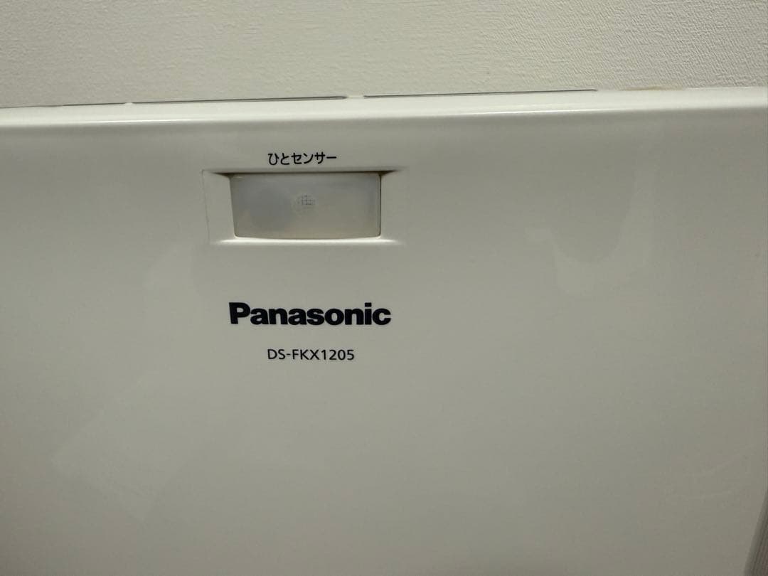 Panasonic 加湿機能付セラミックファンヒーターDS-FKX1205