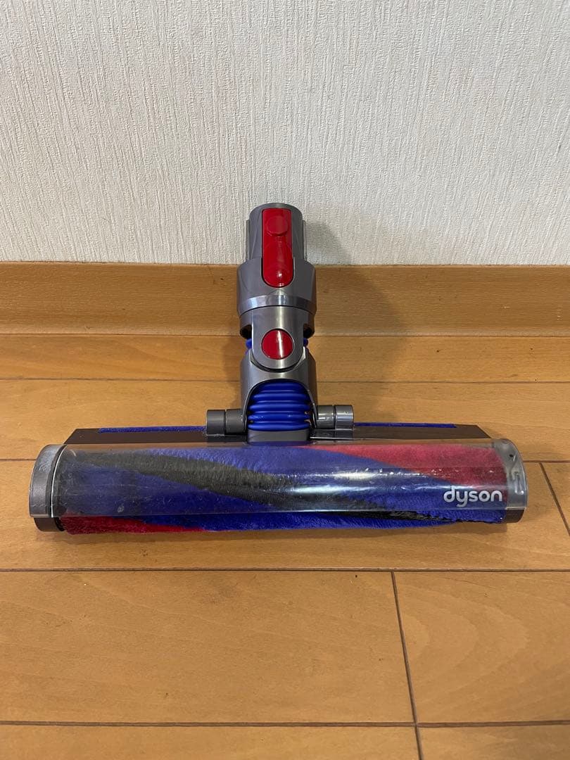 【ジャンク品】ダイソンV8 Slim Fluffy+ 　コードレスクリーナー