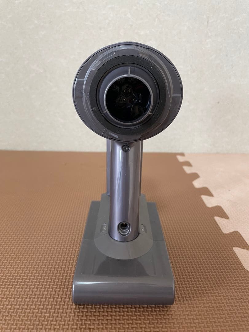 【ジャンク品】ダイソンV8 Slim Fluffy+ 　コードレスクリーナー