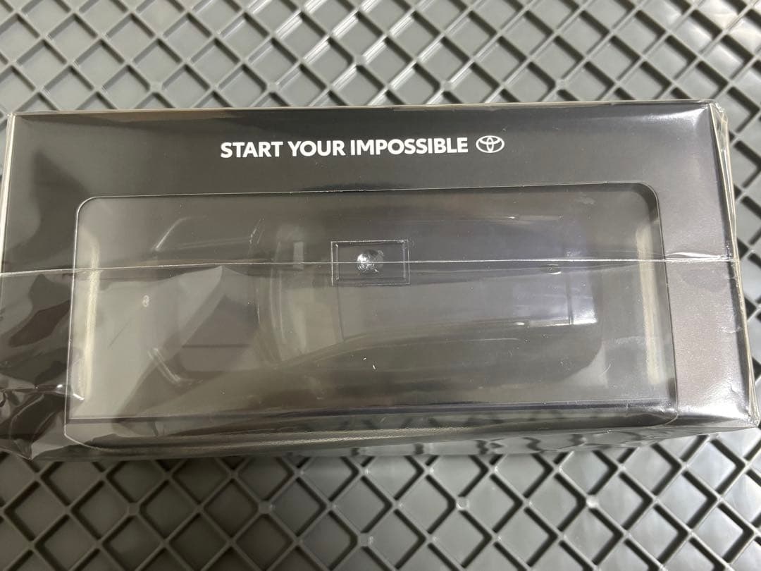 5 新型RAV4 カラーサンプル 12/18発売 Z ダークブルーマイカ