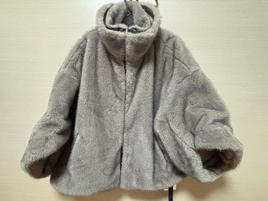 Eimee Law ミンクファースタンドネックショートコート