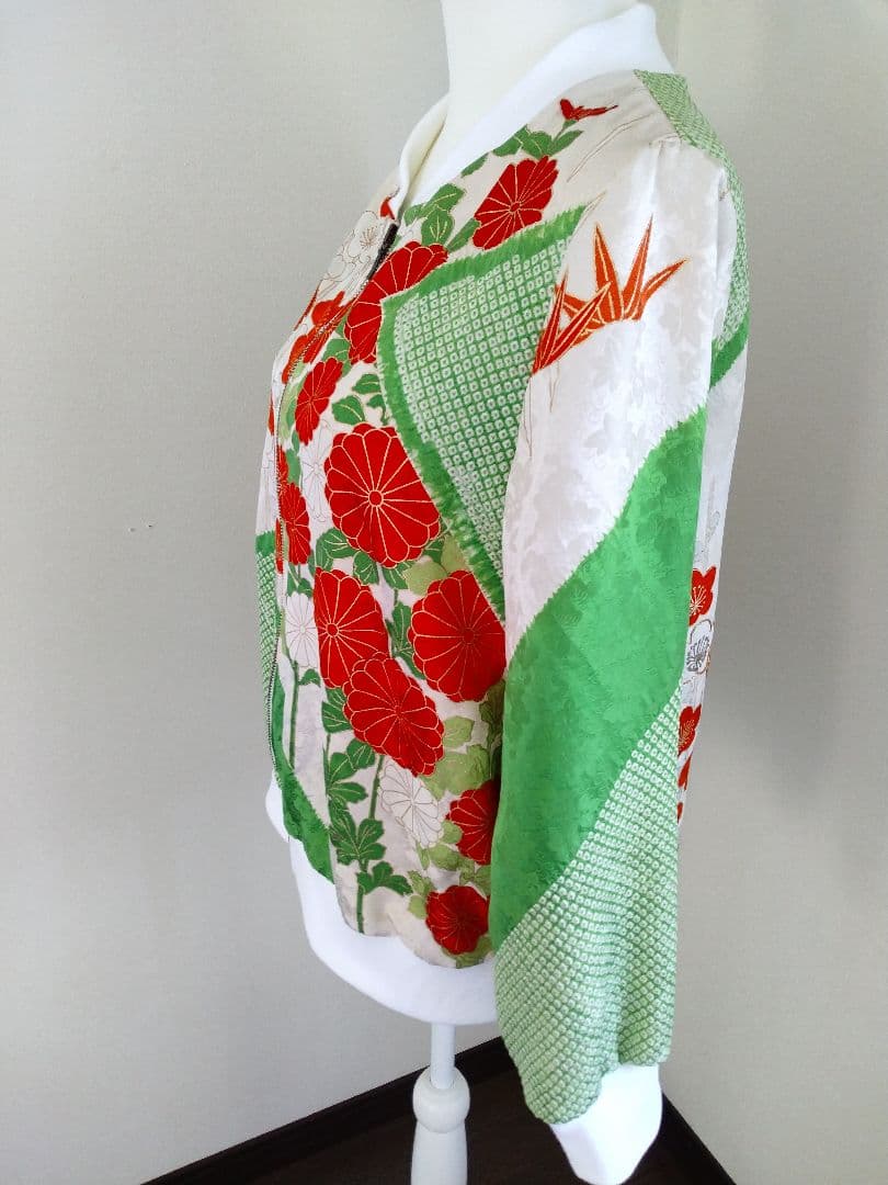 着物リメイク 振袖ブルゾン ベル