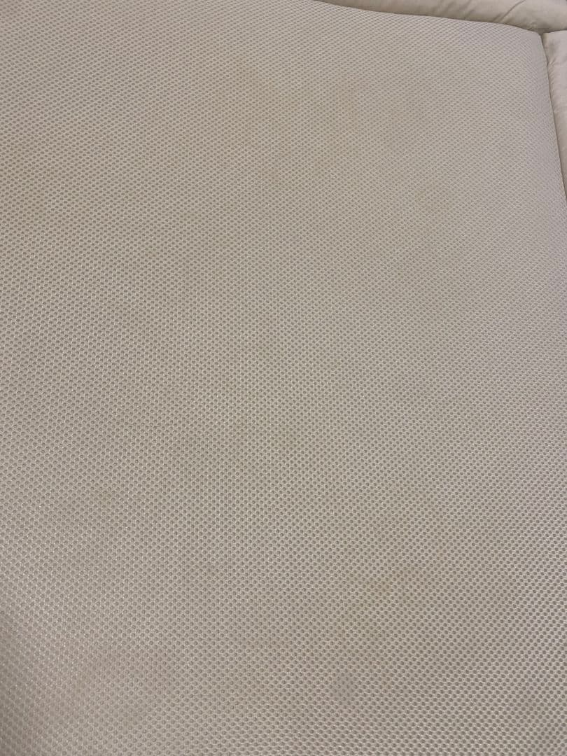 じろたん アップリカ ココネルエアー ホワイト 折り畳みベビーベッド