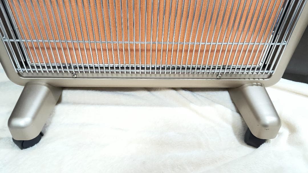 遠赤外線暖房器　サンルミエ・エクセラ７（セブン）　N700L-GR