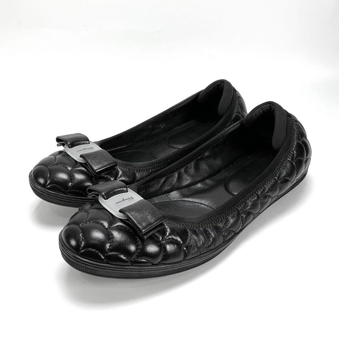 FERRAGAMO　パンプス　ヴァラリボン　キルティング　バレエシューズ