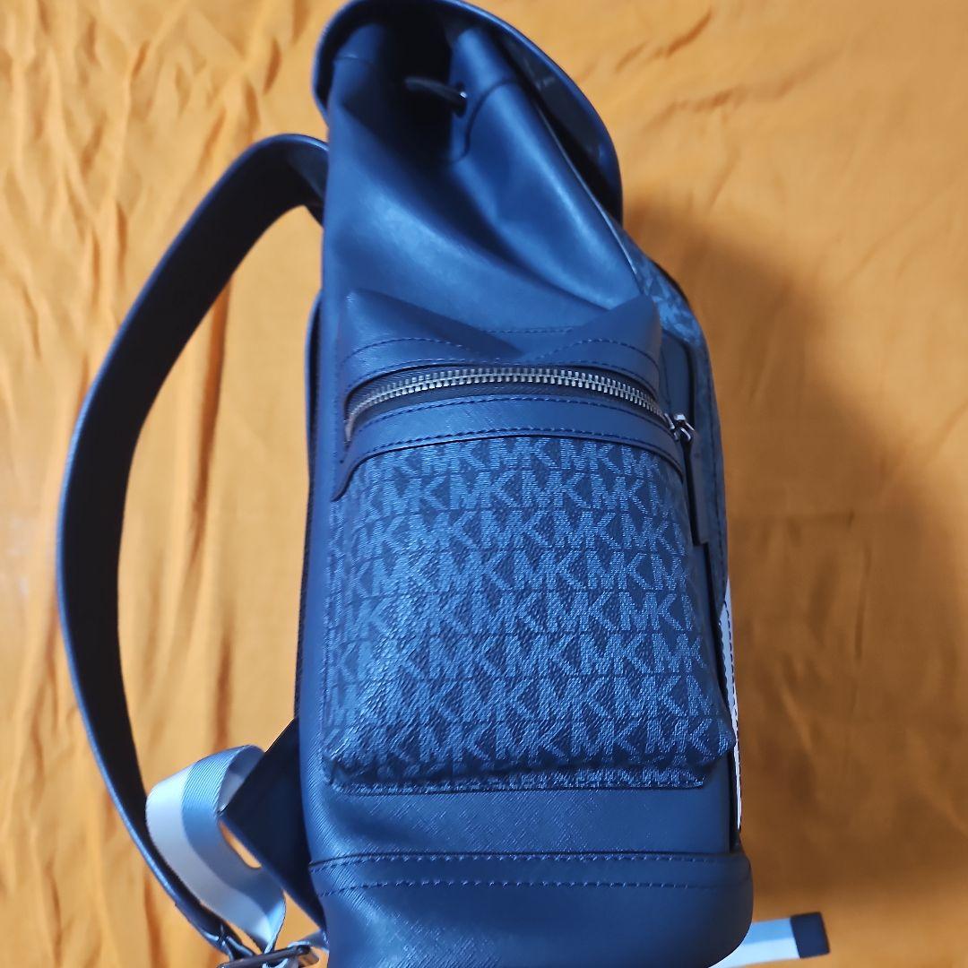 Michael Kors ネイビー リュック