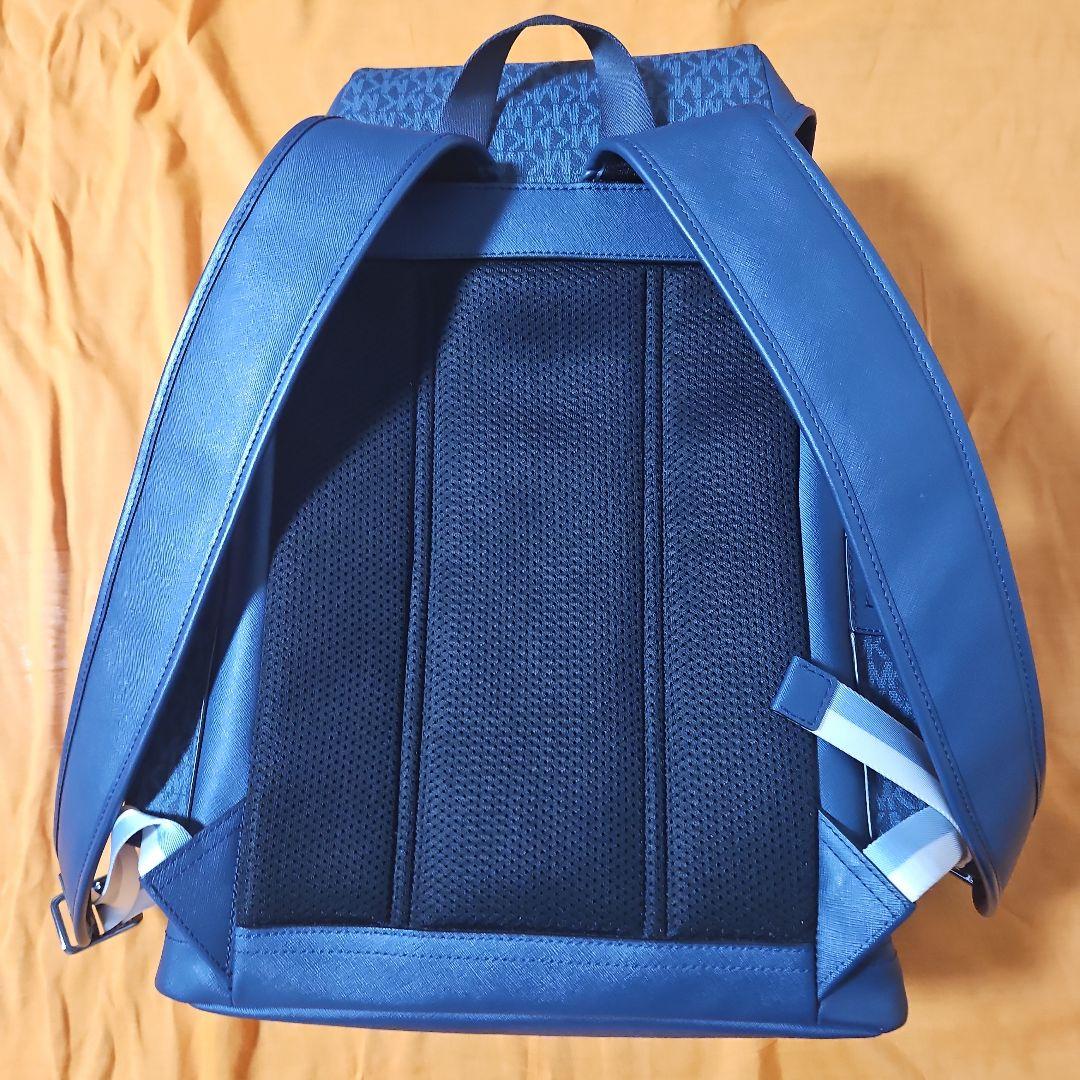 Michael Kors ネイビー リュック