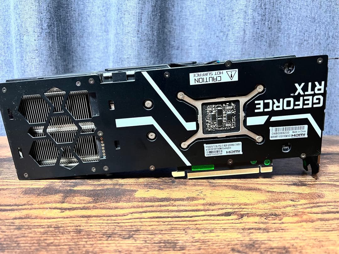 グラフィックボード・グラボ・ビデオカード GALAKURO GAMING RTX 3070 Ti 8g 111