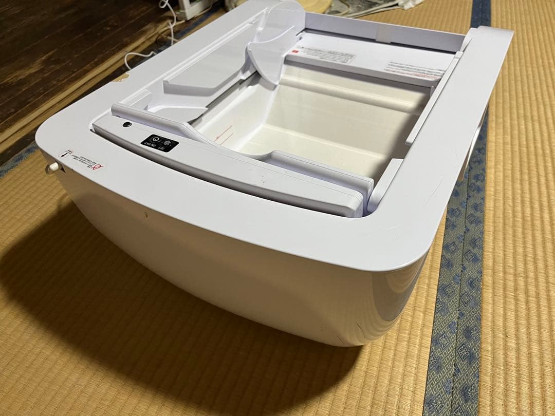 猫用　自動トイレ　使用回数少なめ
