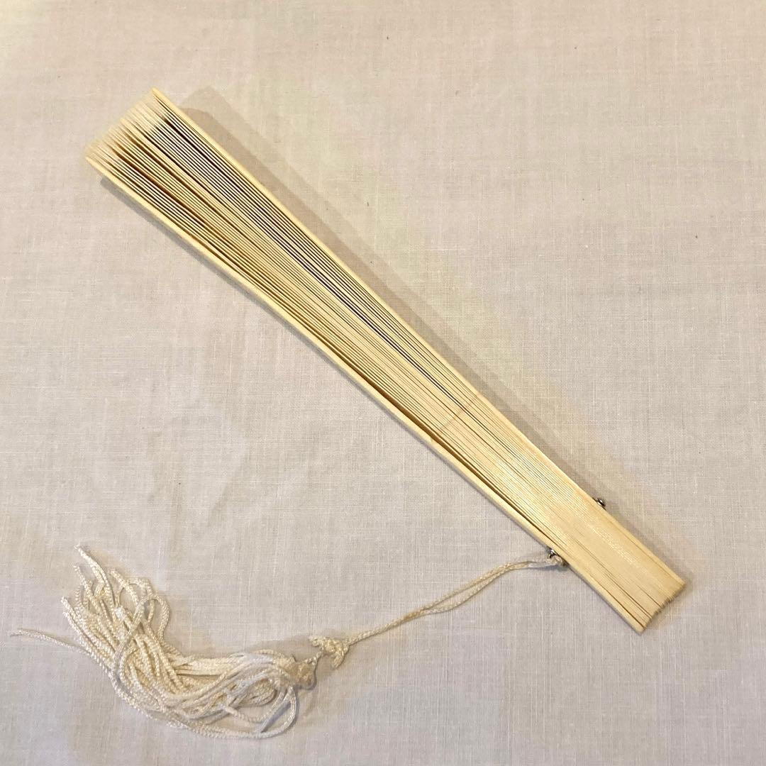 象牙調　透かし模様　扇子