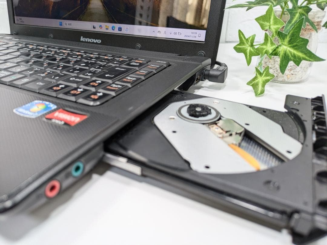 Windows11ノートパソコン✨オフィス付き✨レノボ　大容量HDD　Wi-Fi