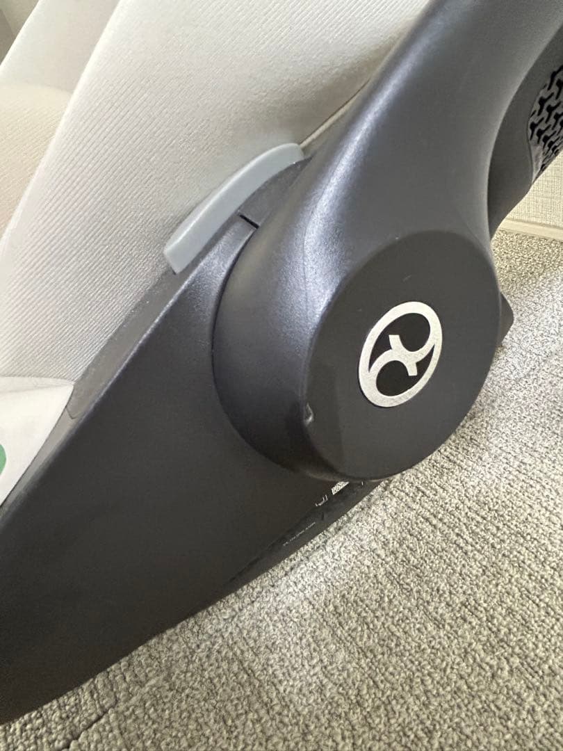 サイベックスクラウドG i-Size シーシェルベージュ(コネクトセット)