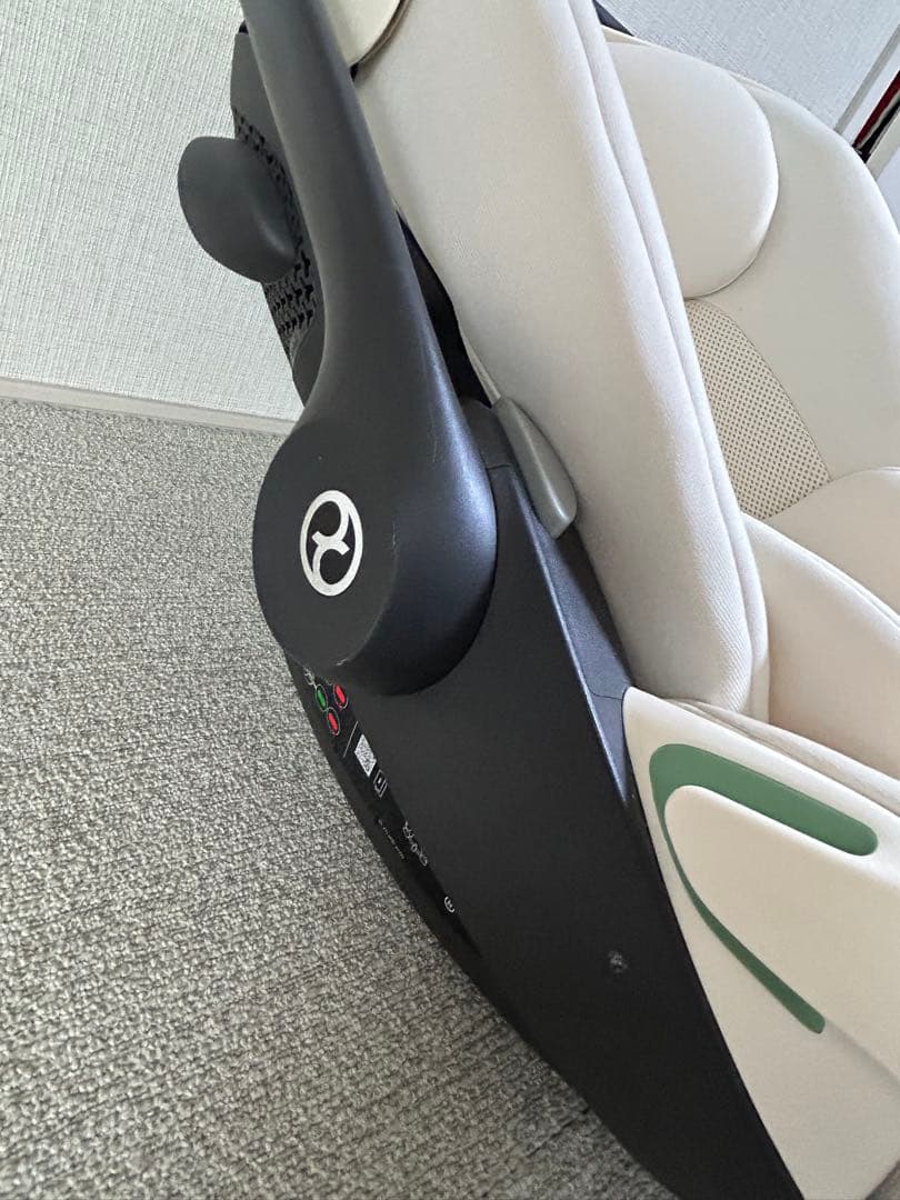 サイベックスクラウドG i-Size シーシェルベージュ(コネクトセット)