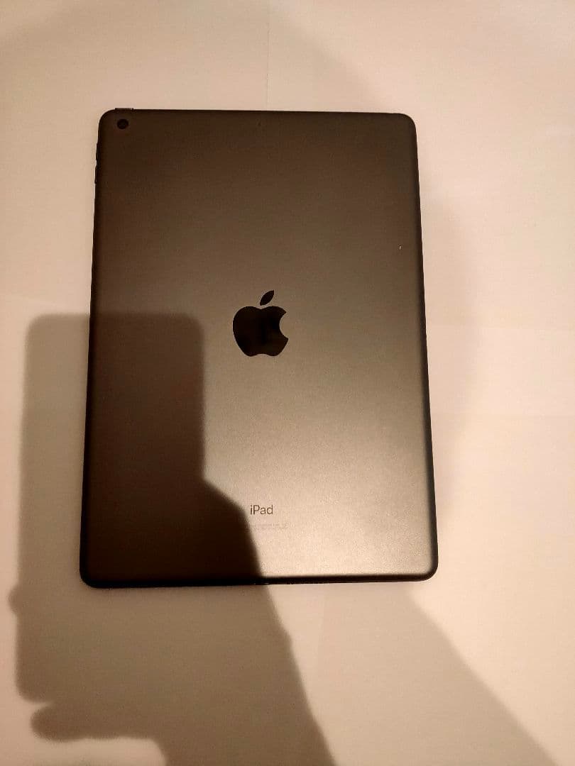 超美品 iPad 第7世代 32GB WiFiモデル スペースグレイ 本体のみ