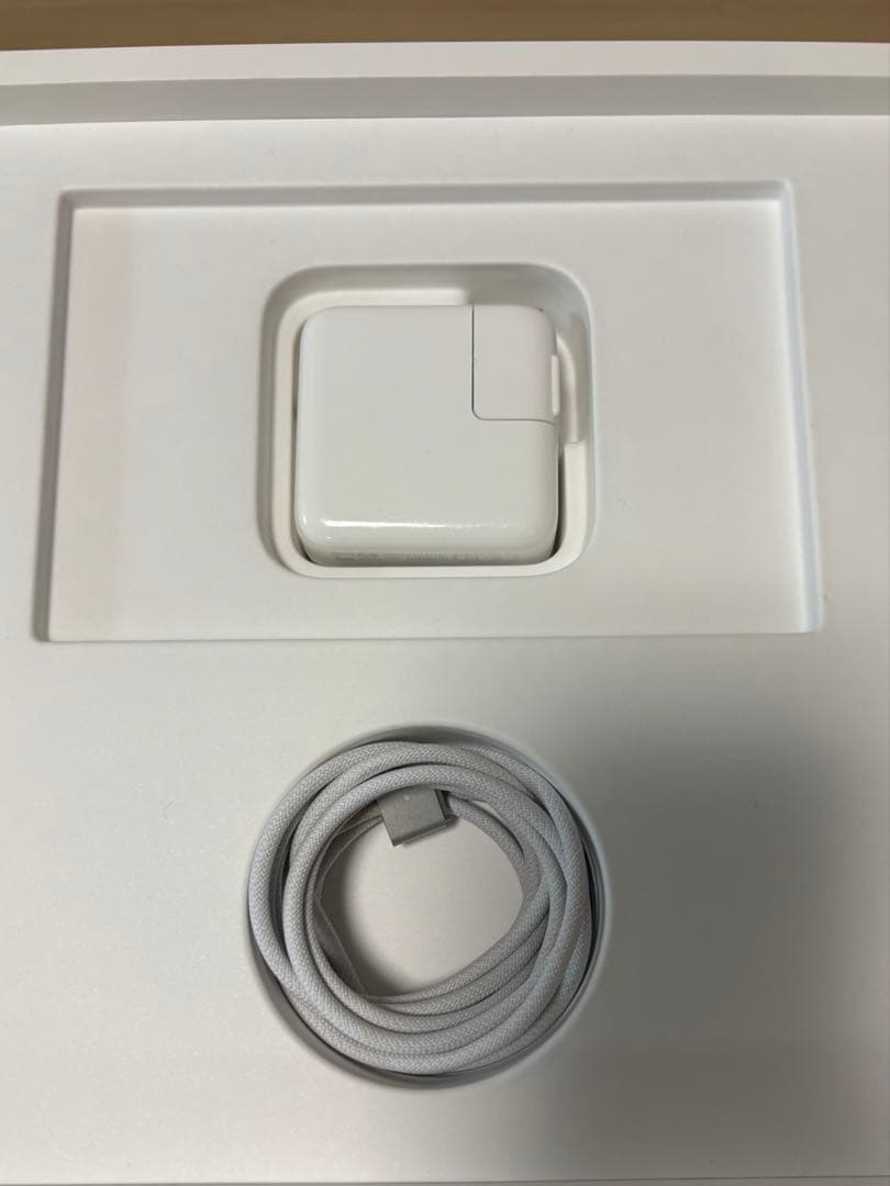 MacBookAir M2 モデル 13.6インチ