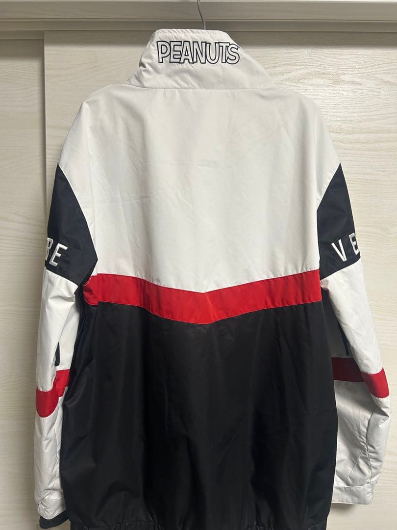 PEANUTS スヌーピー スノーボードウェア　VESP