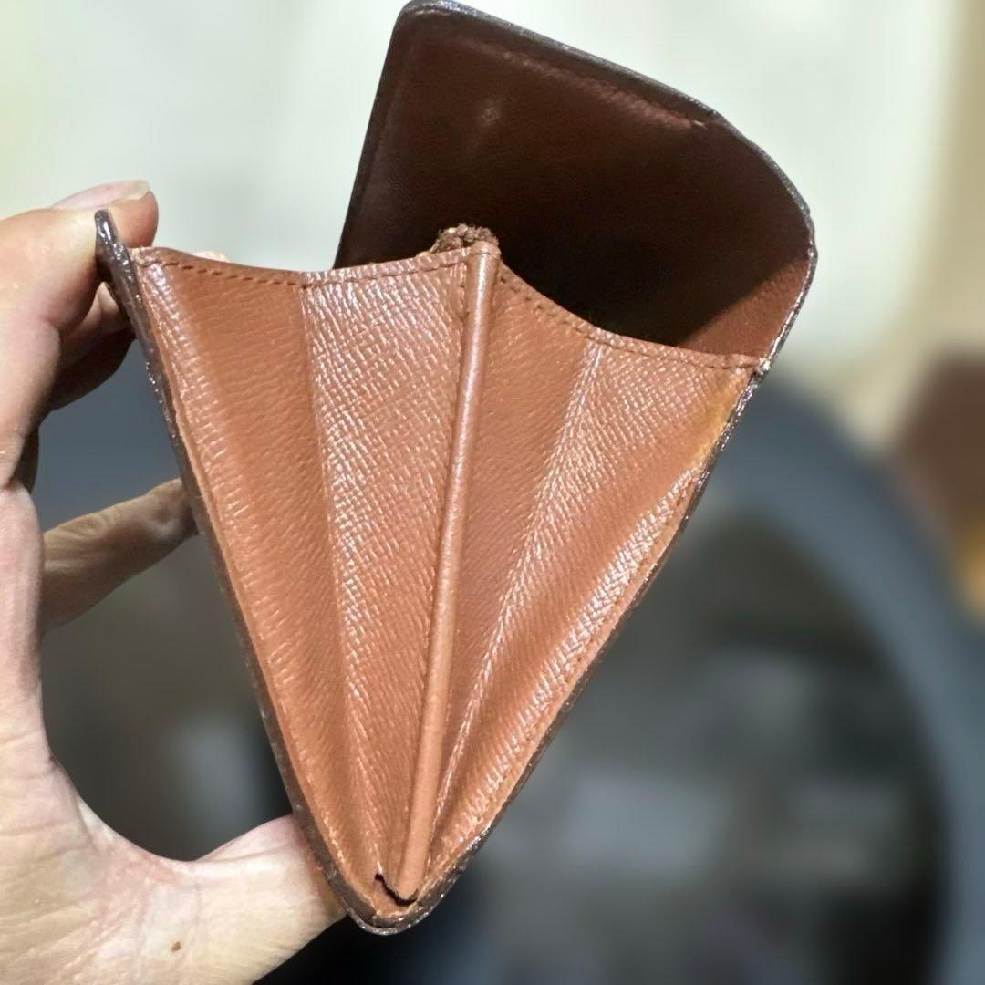 23☆良品☆カード2枚タイプ♪サラ長財布