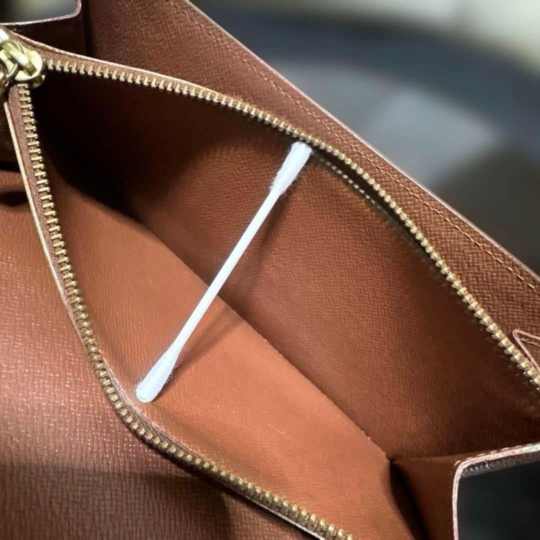 23☆良品☆カード2枚タイプ♪サラ長財布