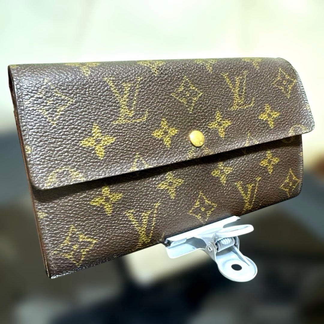 23☆良品☆カード2枚タイプ♪サラ長財布