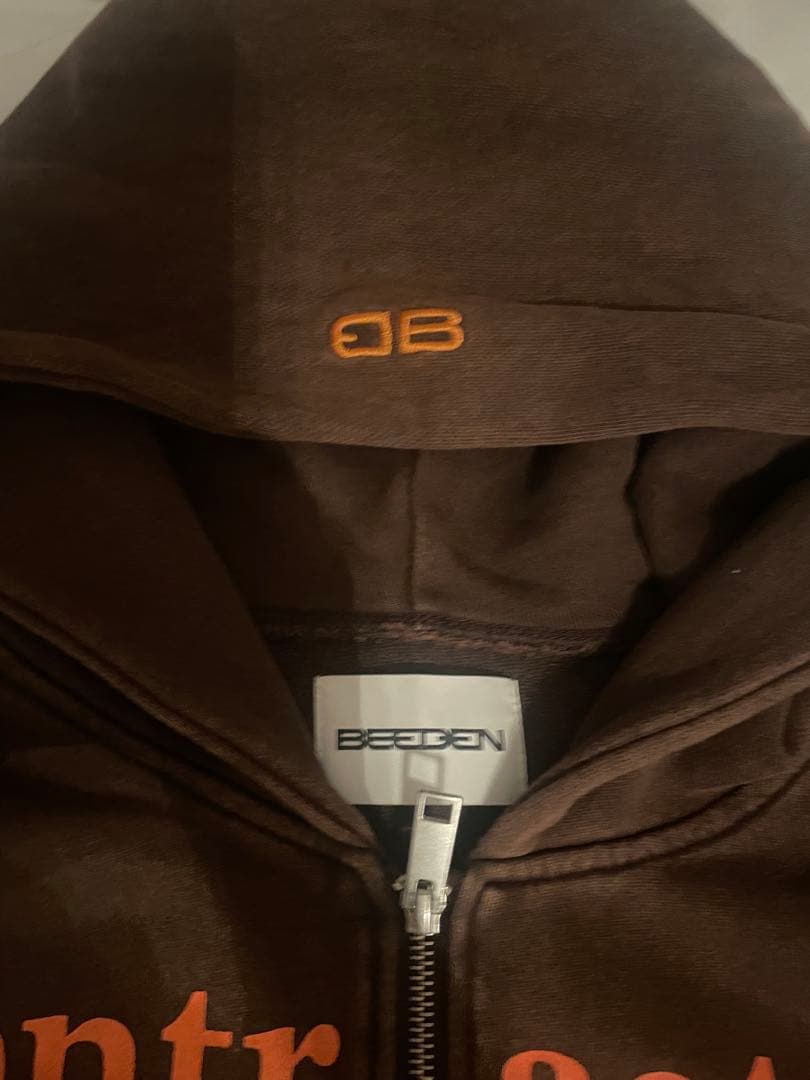 BEEDEN Contrasting Realities パーカー FREE