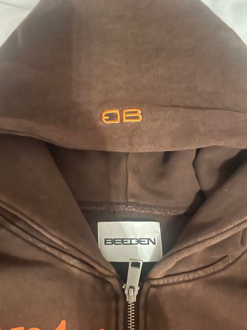 BEEDEN Contrasting Realities パーカー FREE
