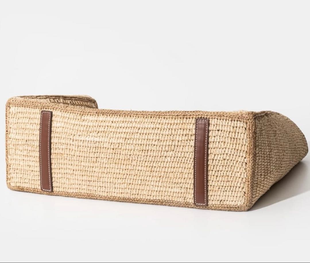 新品⭐︎半額以下⭐︎アニヤハインドマーチ かごバッグ トート 肩掛け ショルダー