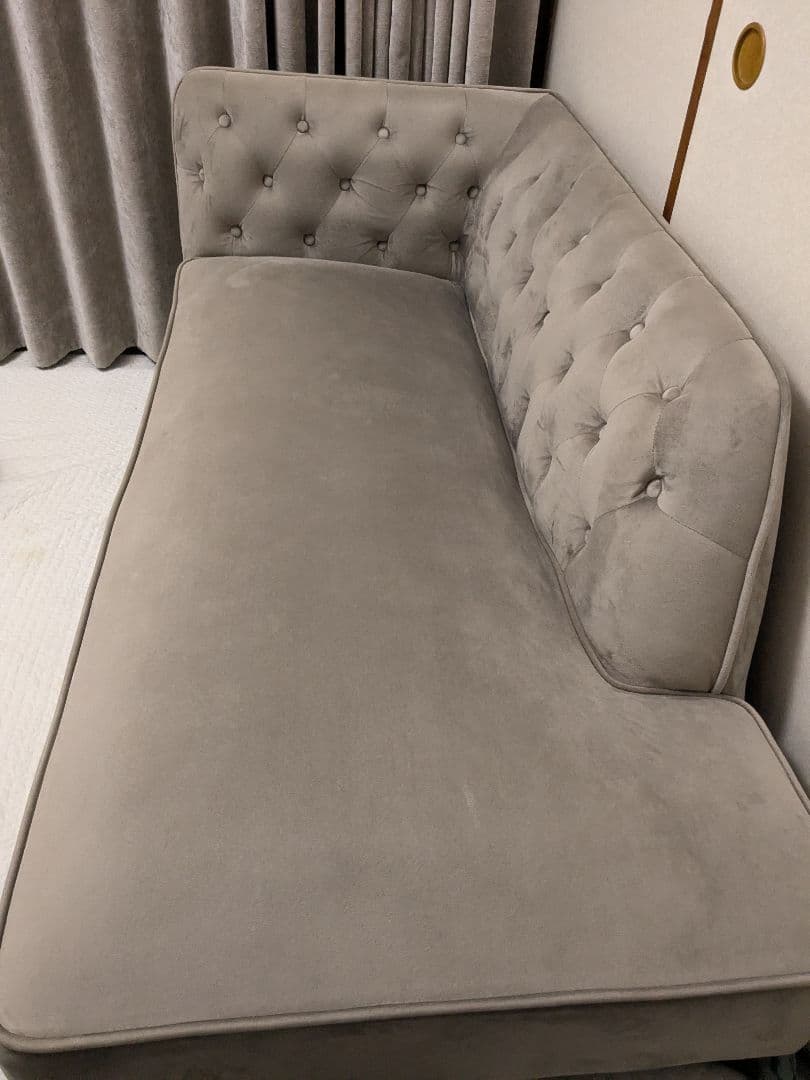 【匿名配送】ロウヤ ソファ　2人掛けカウチソファ ベルベット調グレー　LOWYA