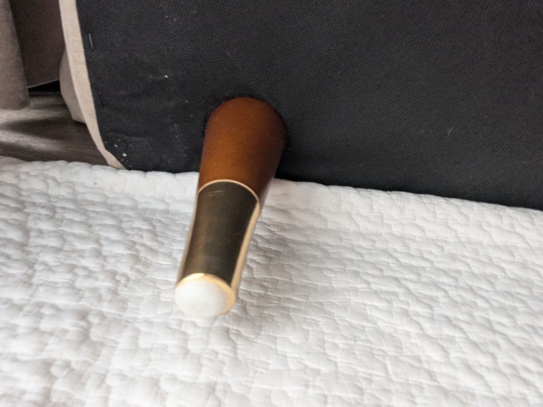 【匿名配送】ロウヤ ソファ　2人掛けカウチソファ ベルベット調グレー　LOWYA