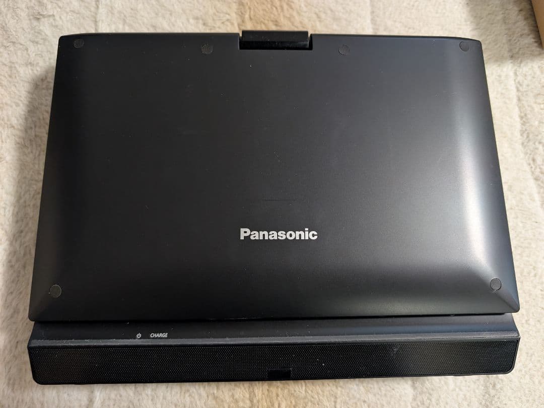 美品）Panasonic DMP-BV100-K ポータブルブルーレイプレーヤー