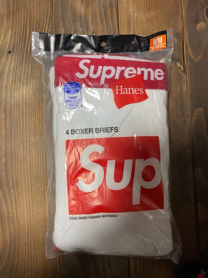Supreme ボクサーパンツ 未開封　4枚セット　M　6666円にお値下げ可能