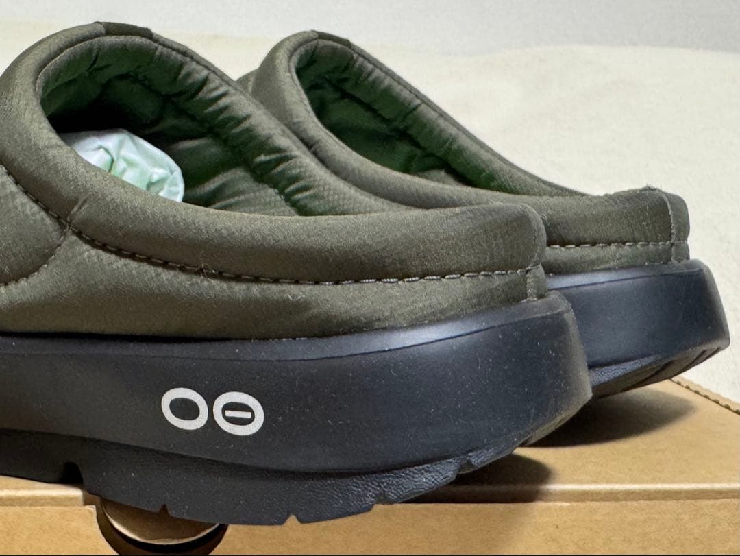 US9 ウーフォス OOcoozie Thermo Mule oofos