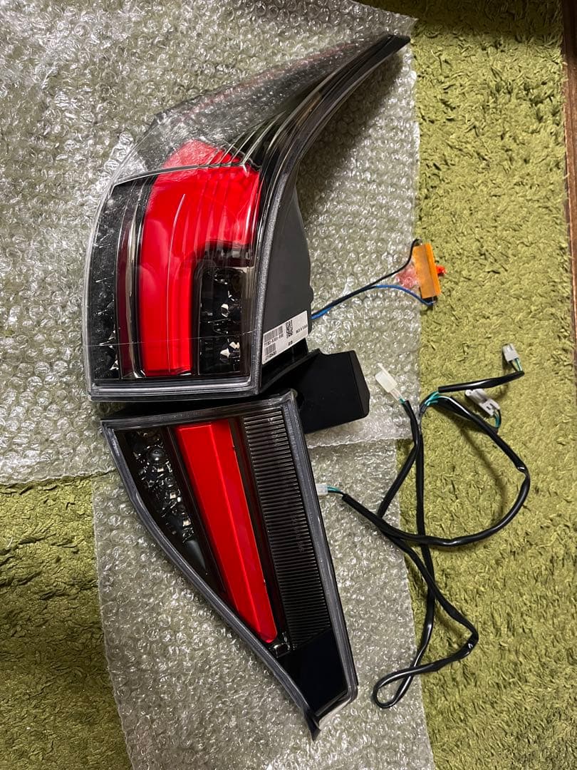 CT200h テールランプ クリスタルアイ ファイバーLED 流れるウインカー