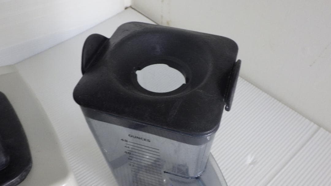 b*u様 VITA-MIX VM0110A バイタミックス　業務用強力ブレンダー