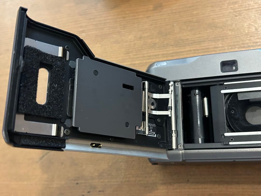 京セラ　コンタックス　CONTAX　T2　フィルムカメラ　チタンブラック