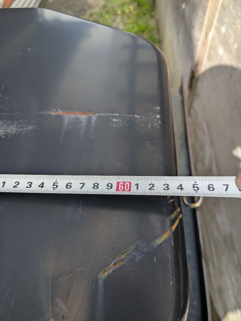 三菱ふそう 大型トラック燃料タンク 300リットル