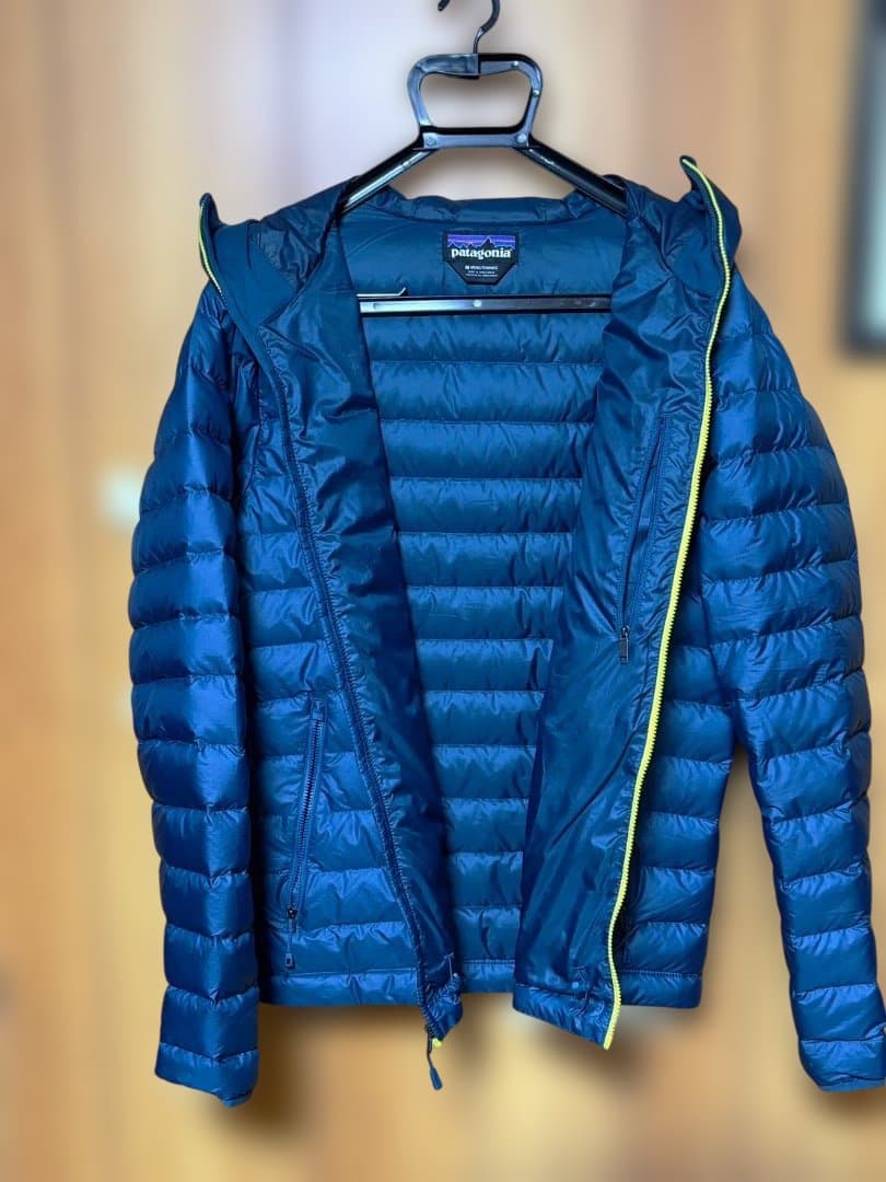 パタゴニア メンズ・ダウン・セーター・フーディ Mサイズ FA20